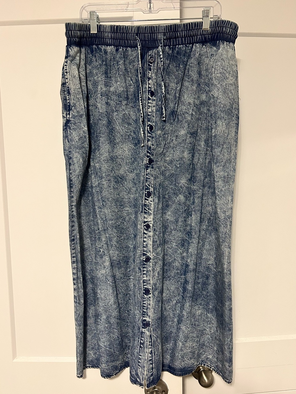 Women’s Acid Wash Button-Front Maxi Skirt - Blue